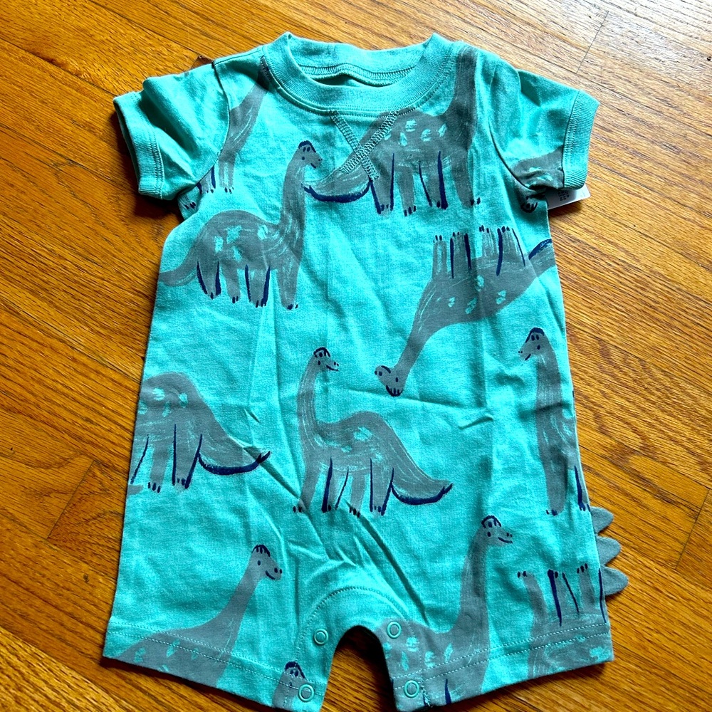 Carter’s onesie short sleeve romper